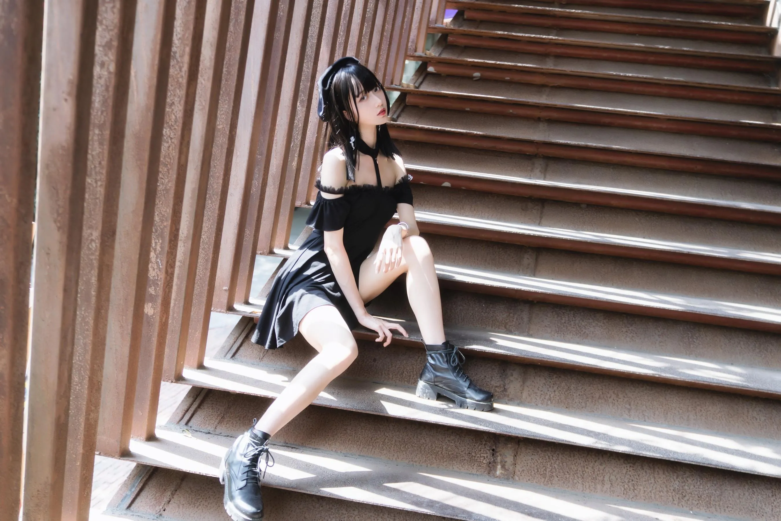 木绵绵OwO – NO.76 黑色魅惑 [23P]插图8